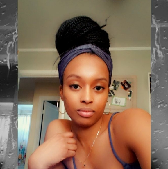 Meet your Posher, Tracy - Picture 1 of 1